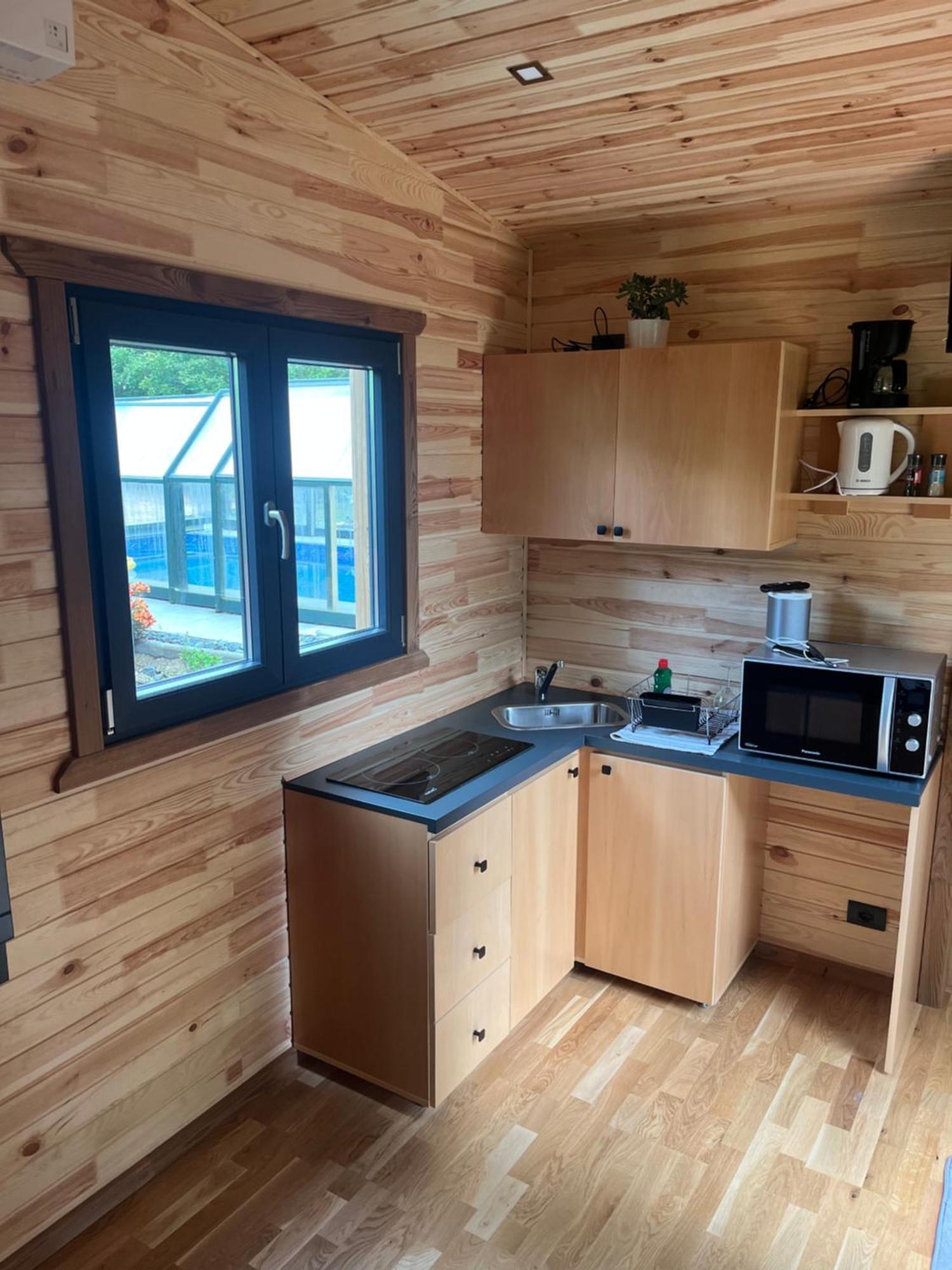 Tiny House Independante Tout Confort Et Tout Equipee Calme Et Intimee Assuree Morhange Extérieur photo