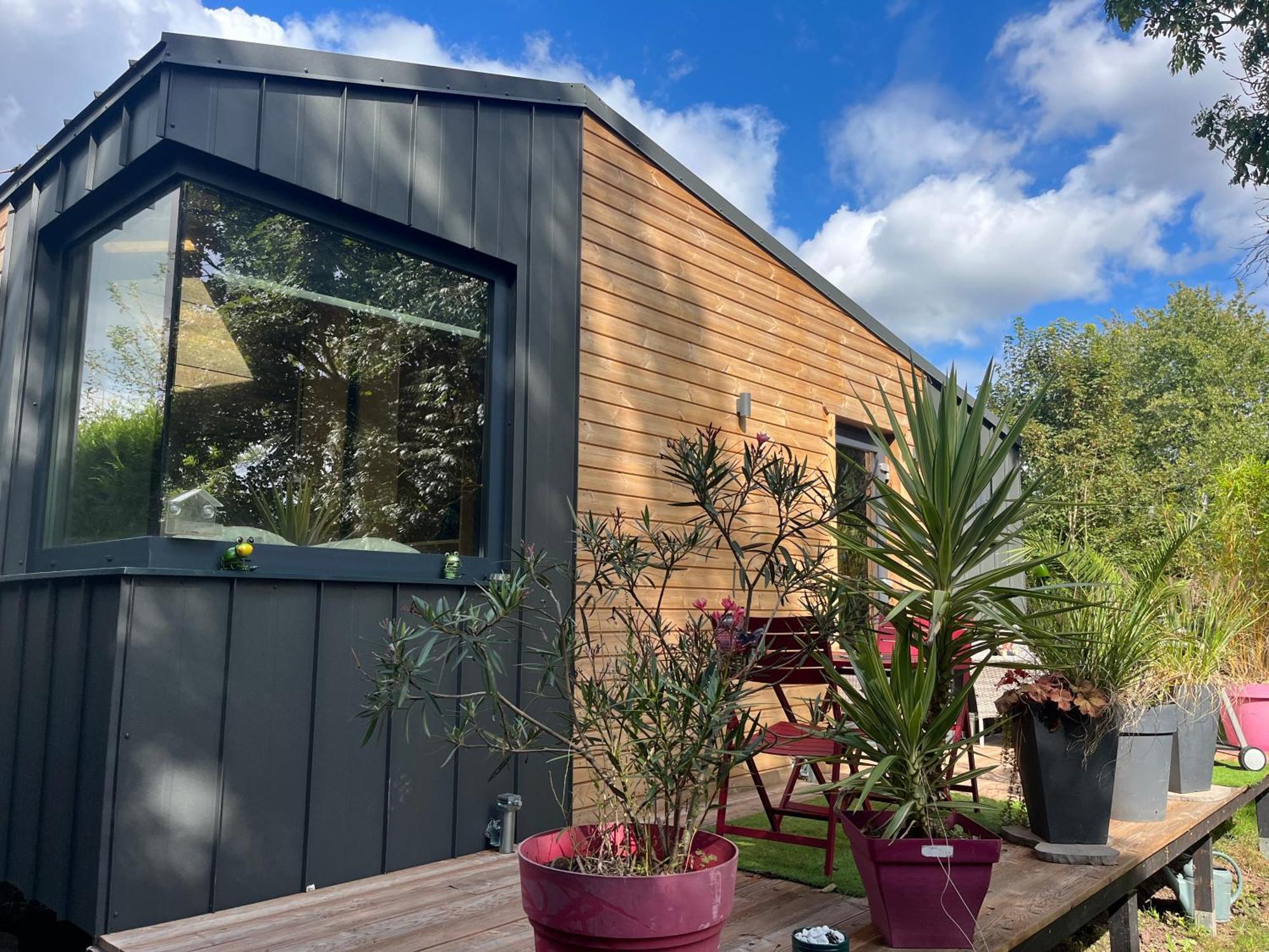 Tiny House Independante Tout Confort Et Tout Equipee Calme Et Intimee Assuree Morhange Extérieur photo